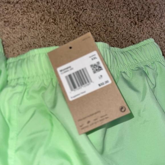 New Nike dri fit woman’s tempo brief lined heather vapor green running shorts - Picture 9 of 12